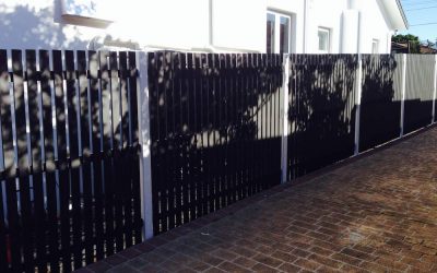 How to choose fence paint colours